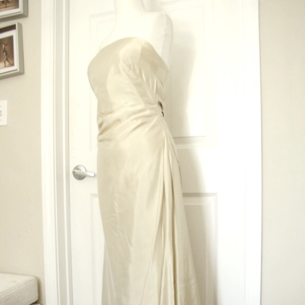 Vera Wang taffeta gown